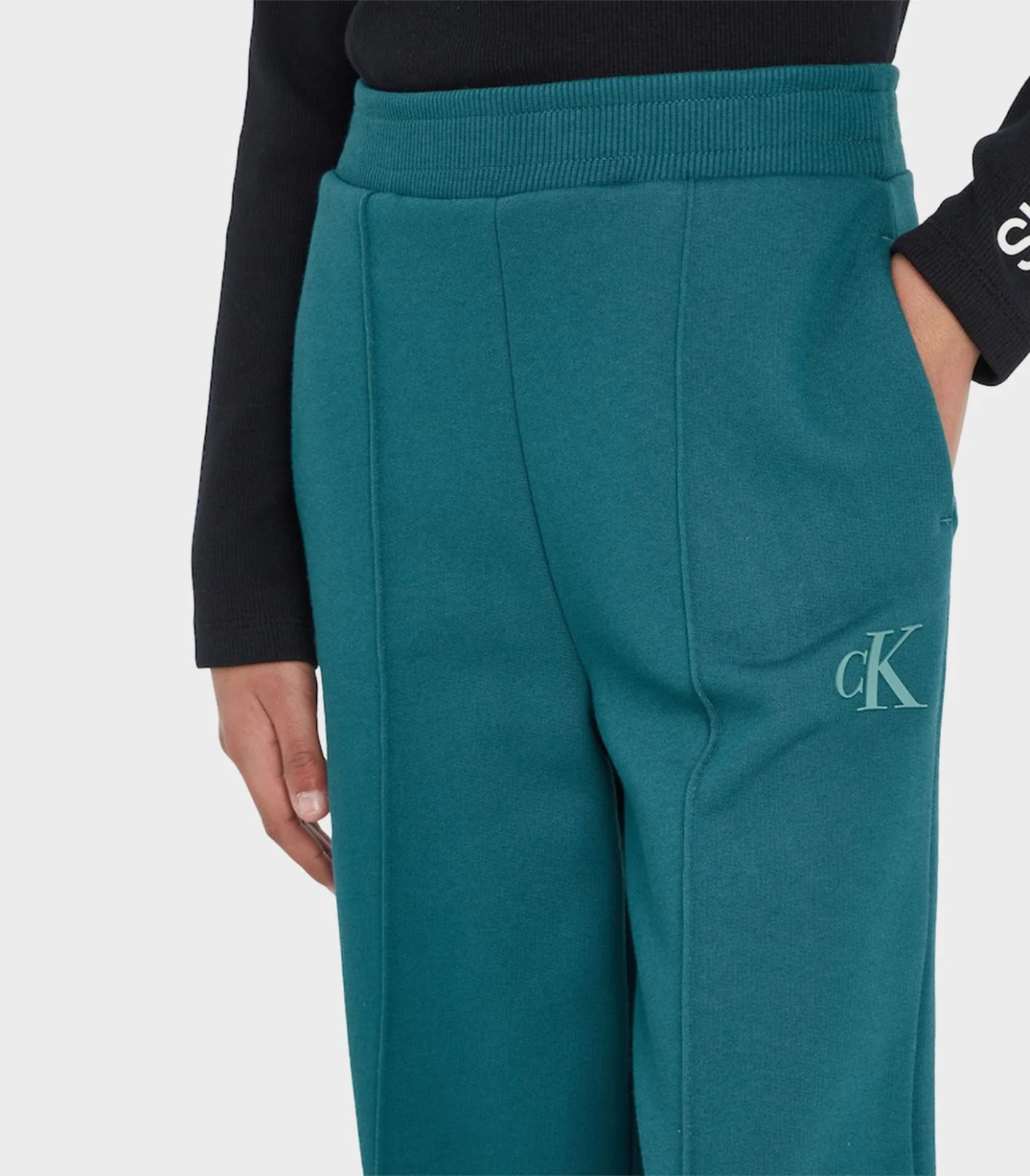 Calvin Klein  - Girls -  Organic Cotton Overprint Joggers Relaxed Fit - Image 11