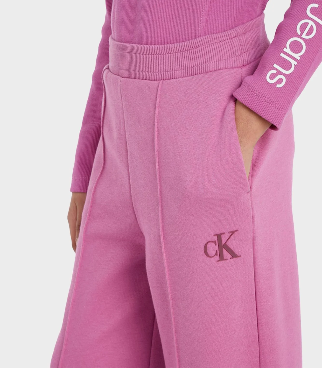 Calvin Klein  - Girls -  Organic Cotton Overprint Joggers Relaxed Fit - Image 18