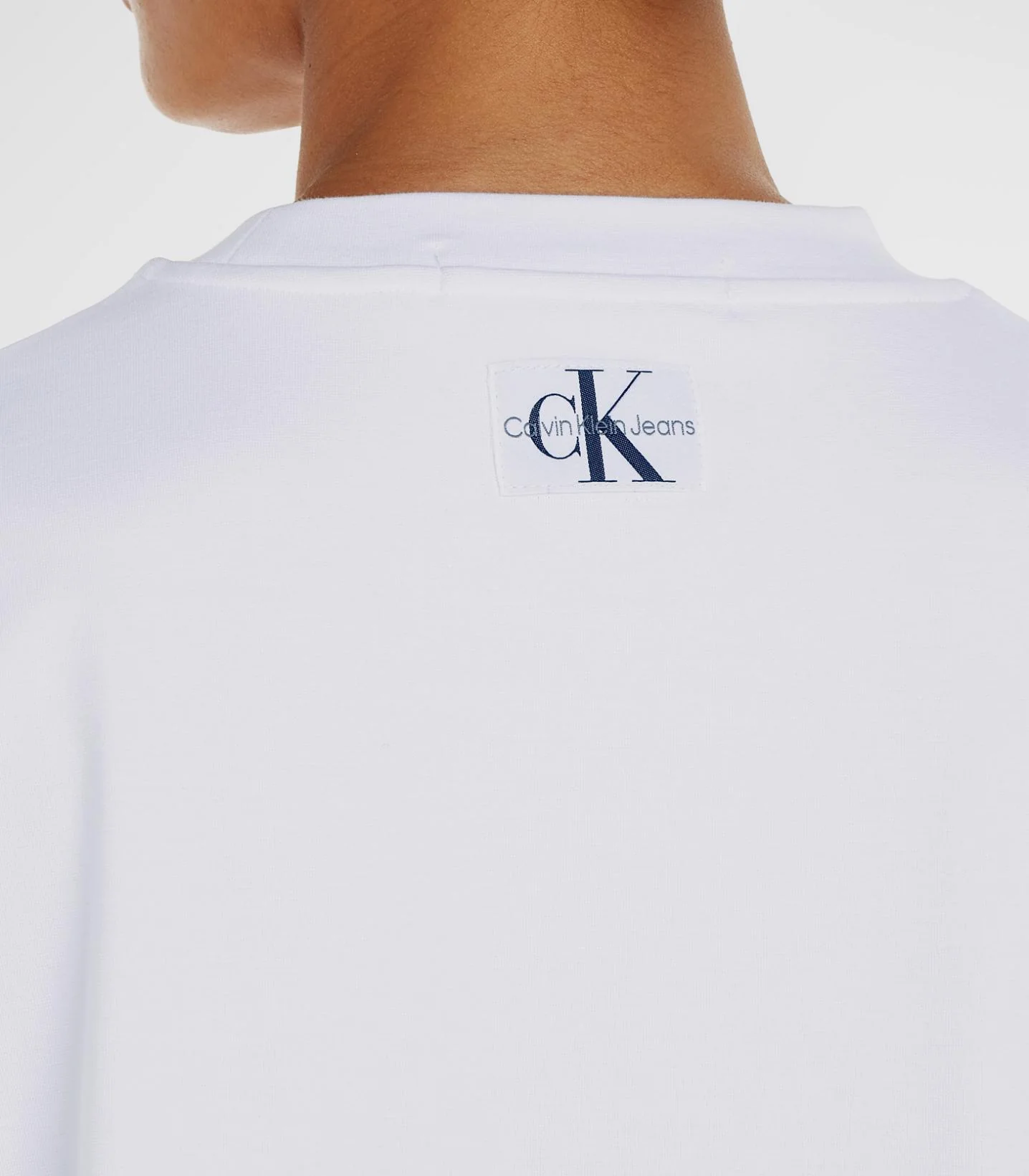 Calvin Klein Jeans - Badge Milano Loose Tee - Image 4