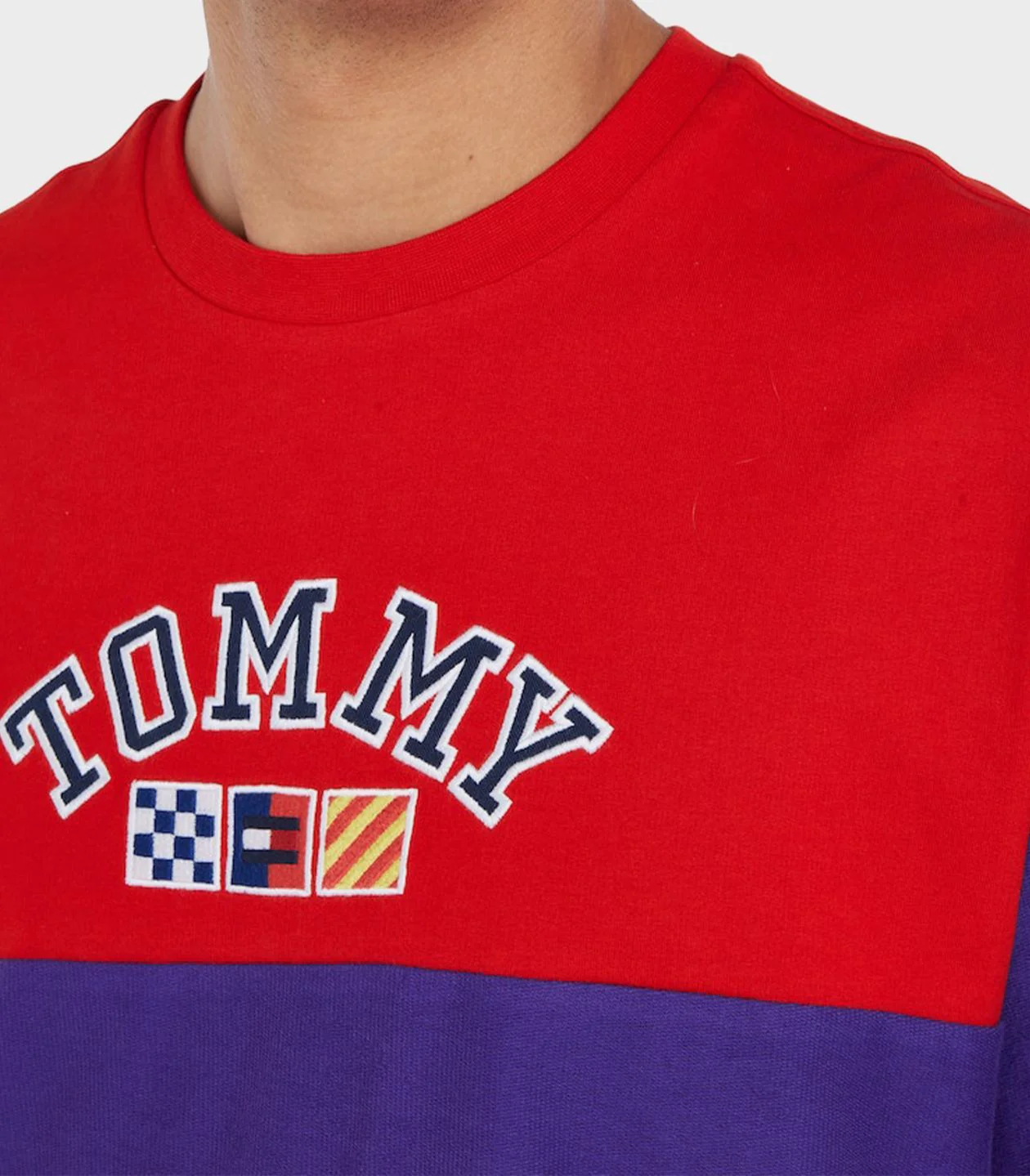 Tommy Hilfiger Jeans - Men's Texture Blocked Color Tshirt Oversized Fit - Image 4