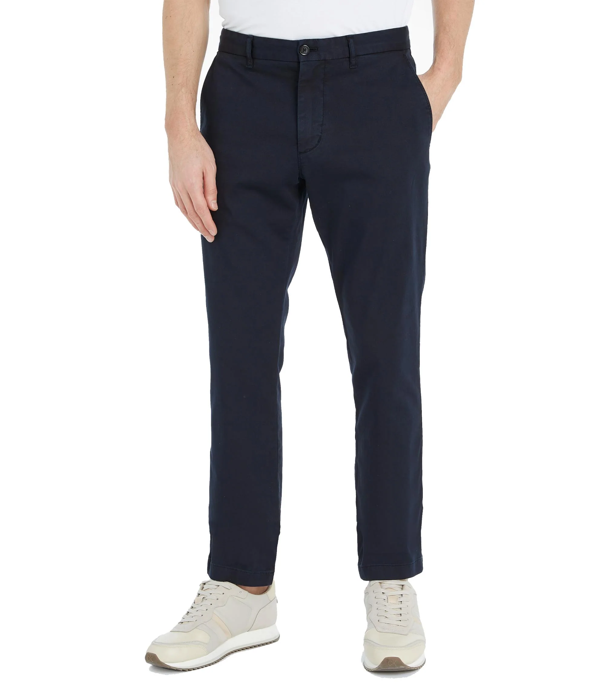 Tommy Hilfiger - Men's Relaxed Fit Poplin Chinos - Image 8