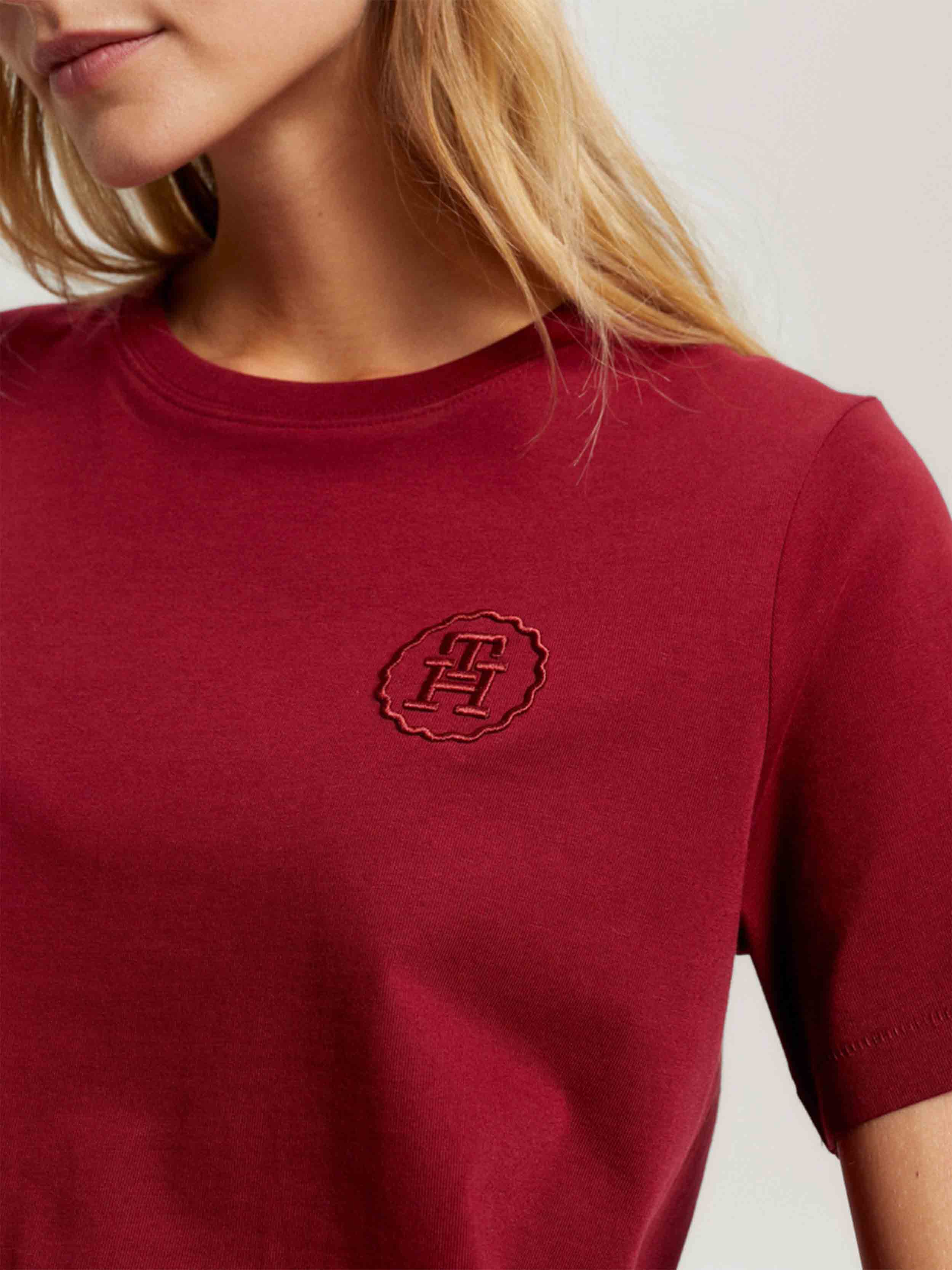 Tommy Hilfiger - Women's Modern Tonal Logo Embroidery T-Shirt - Image 28