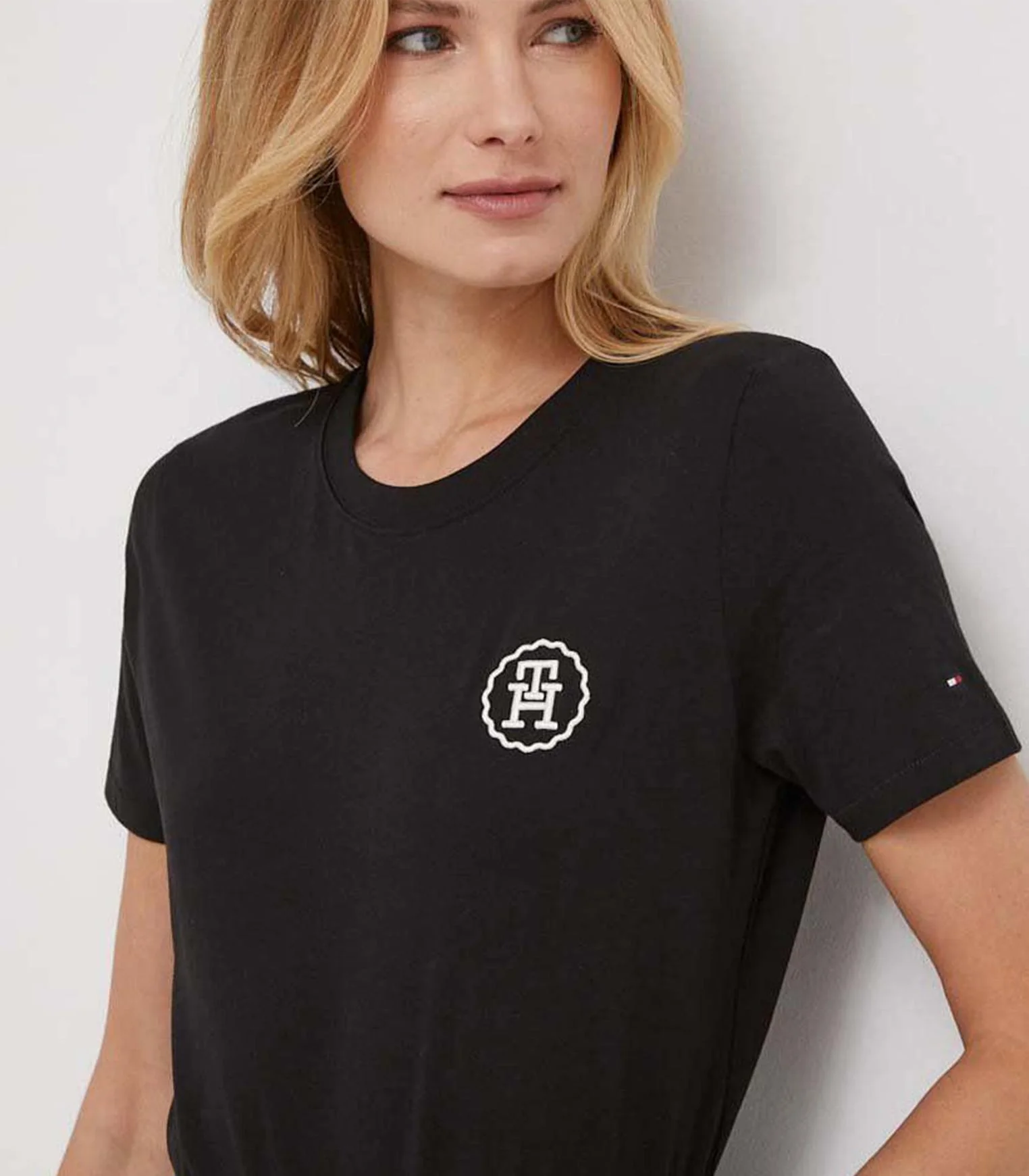 Tommy Hilfiger - Women's Modern Tonal Logo Embroidery T-Shirt - Image 6