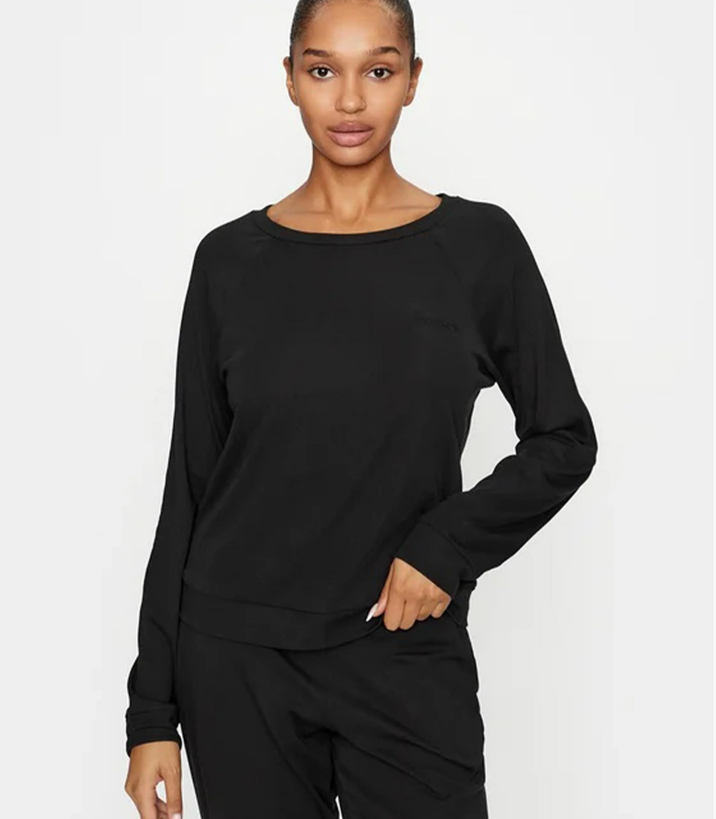 Calvin Klein - Women's Relaxed Fit Long Sleeve Pyjama T-Shirt - Image 2