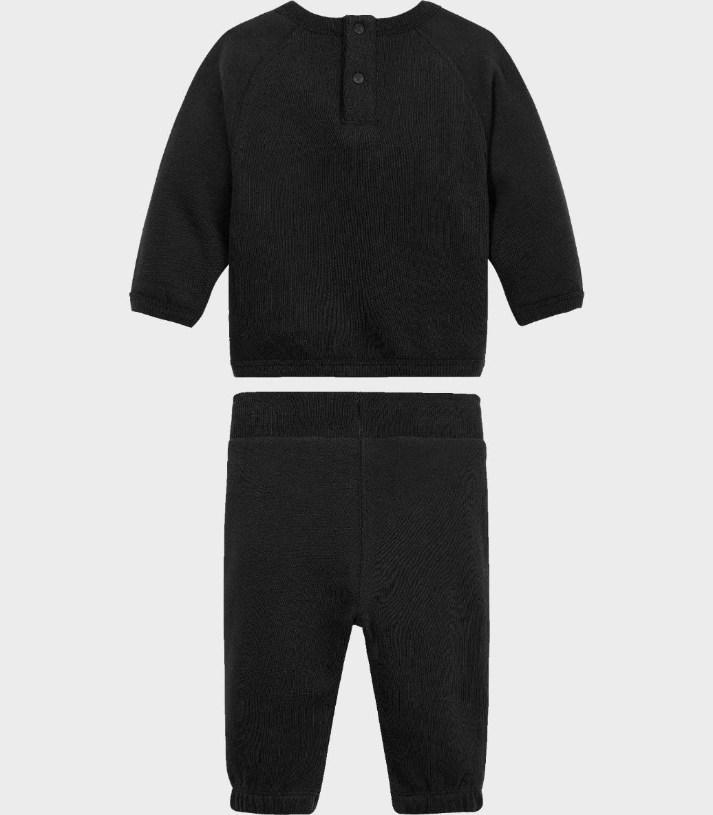Calvin Klein  - Unisex -  Baby Logo Tracksuit - Image 2