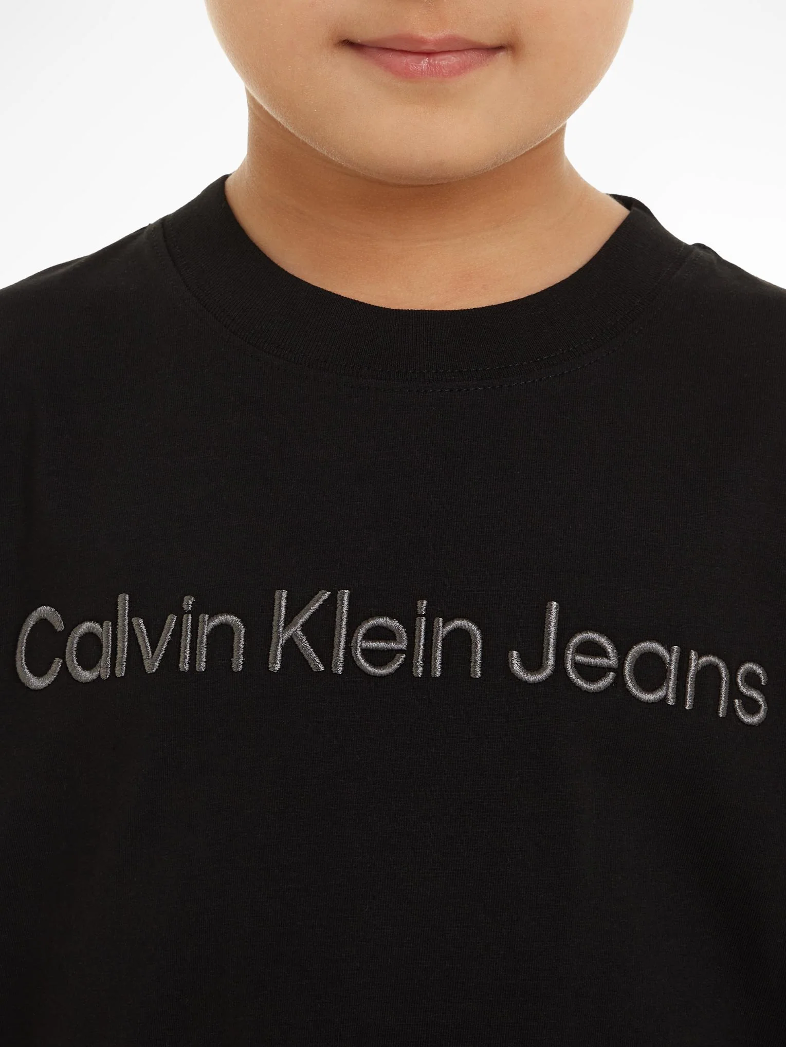 Calvin Klein - Boys' Raised Inst Logo Short Sleeve T-Shirt - Image 5