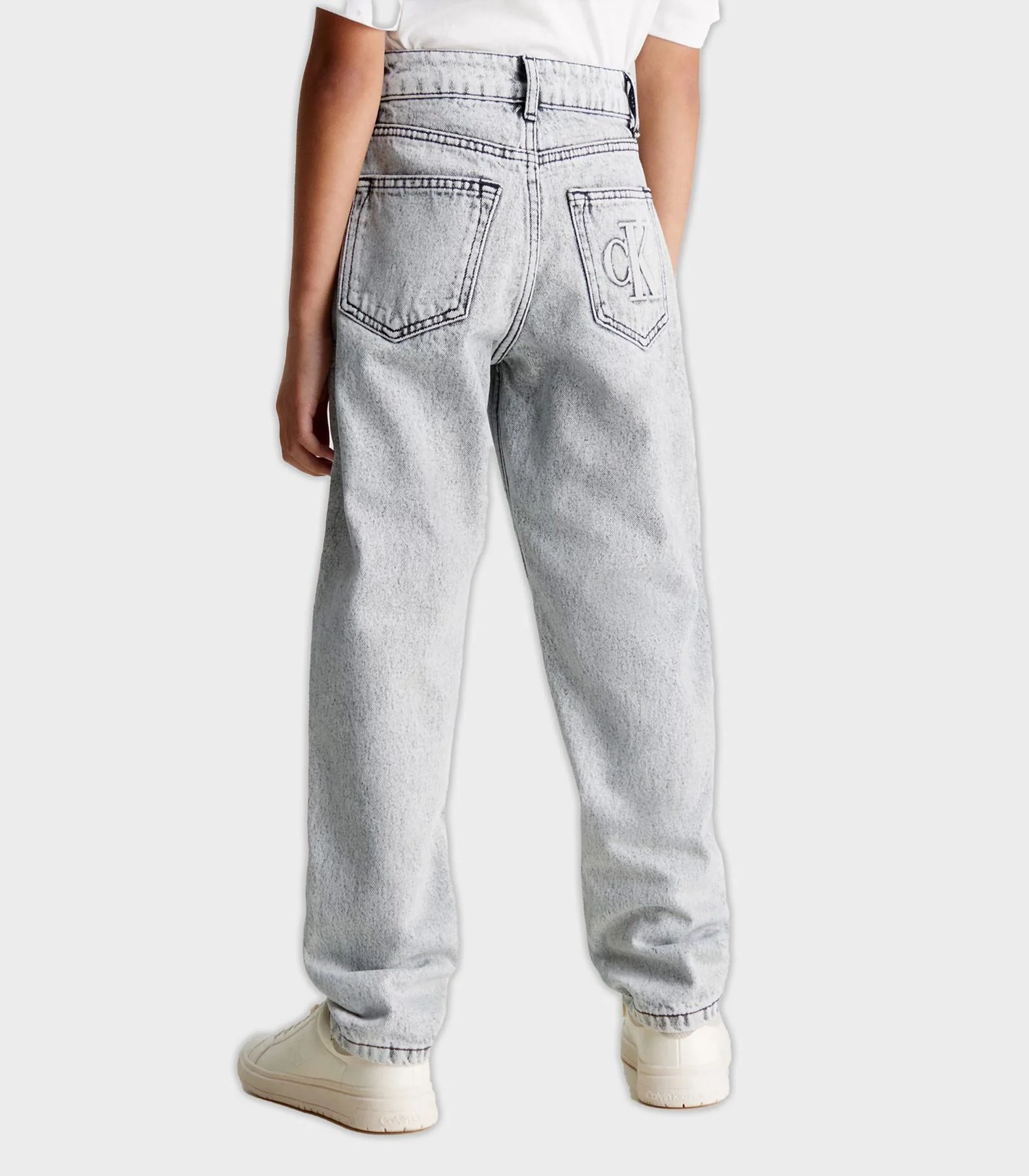 Calvin Klein  - Girls -  Barrel Stone Light Jeans - Image 3