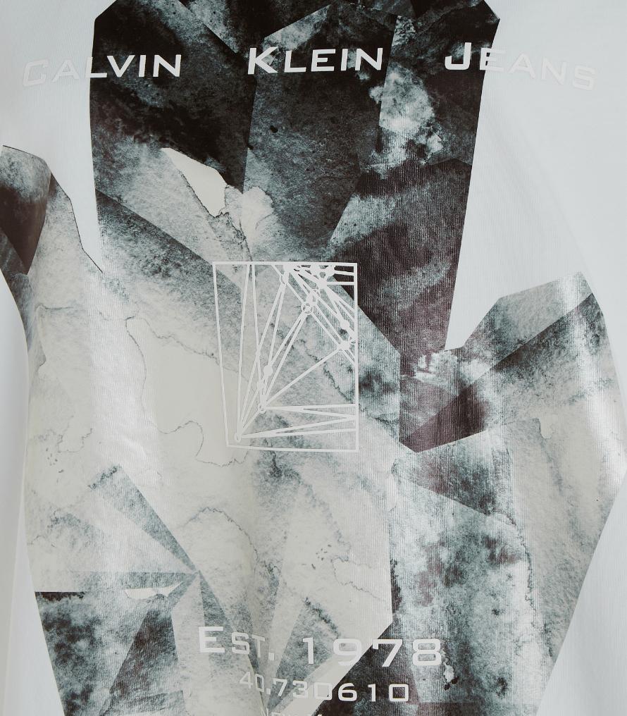 Calvin Klein Jeans - Diamond Graphic Boyfriend Tee - Image 11