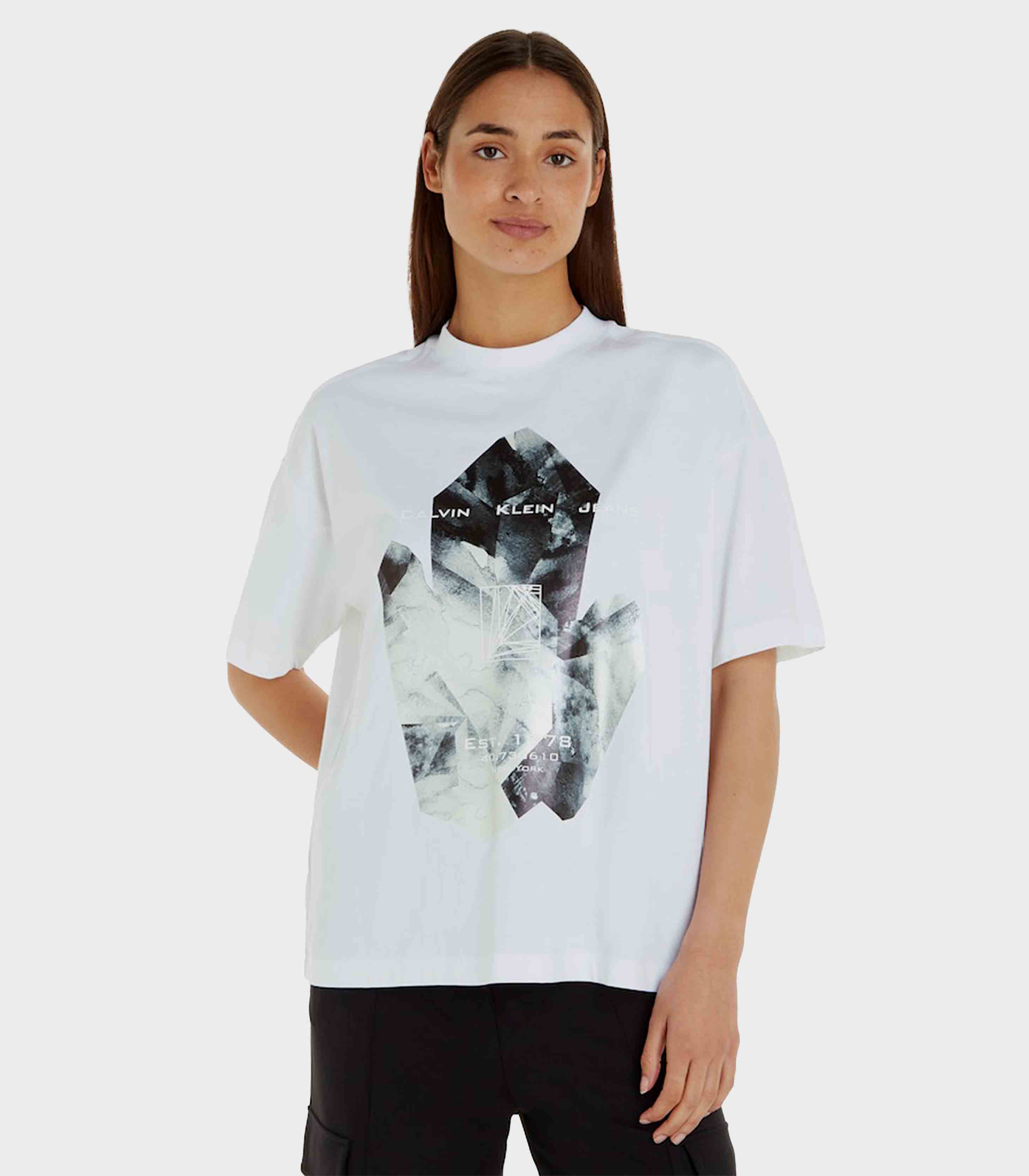 Calvin Klein Jeans - Diamond Graphic Boyfriend Tee - Image 4