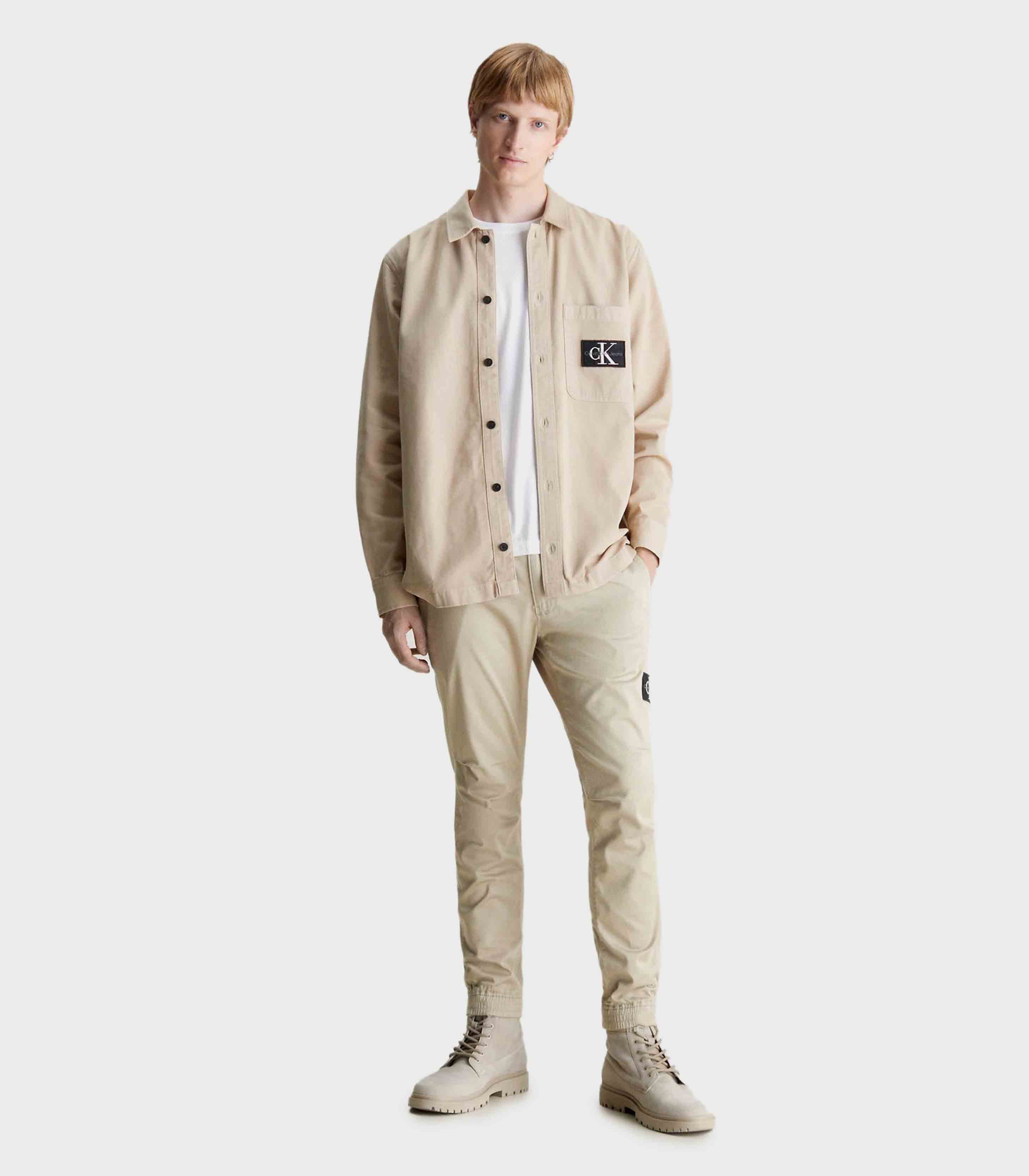 Calvin Klein Jeans - Men's Monologo Casual Badge Chino Pants - Image 2