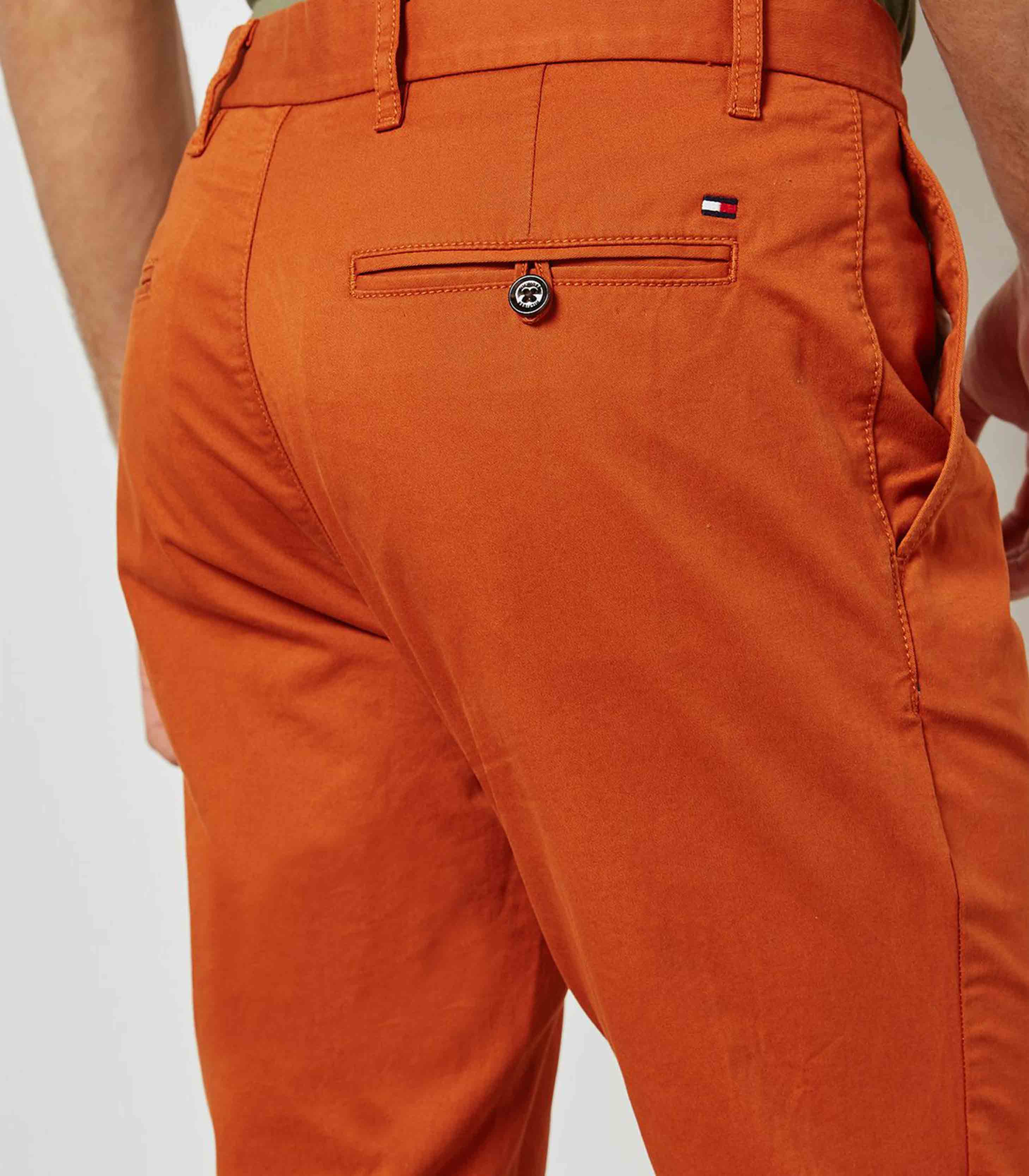 Tommy Hilfiger - Men's Bleecker Straight Twill Chino - Image 4