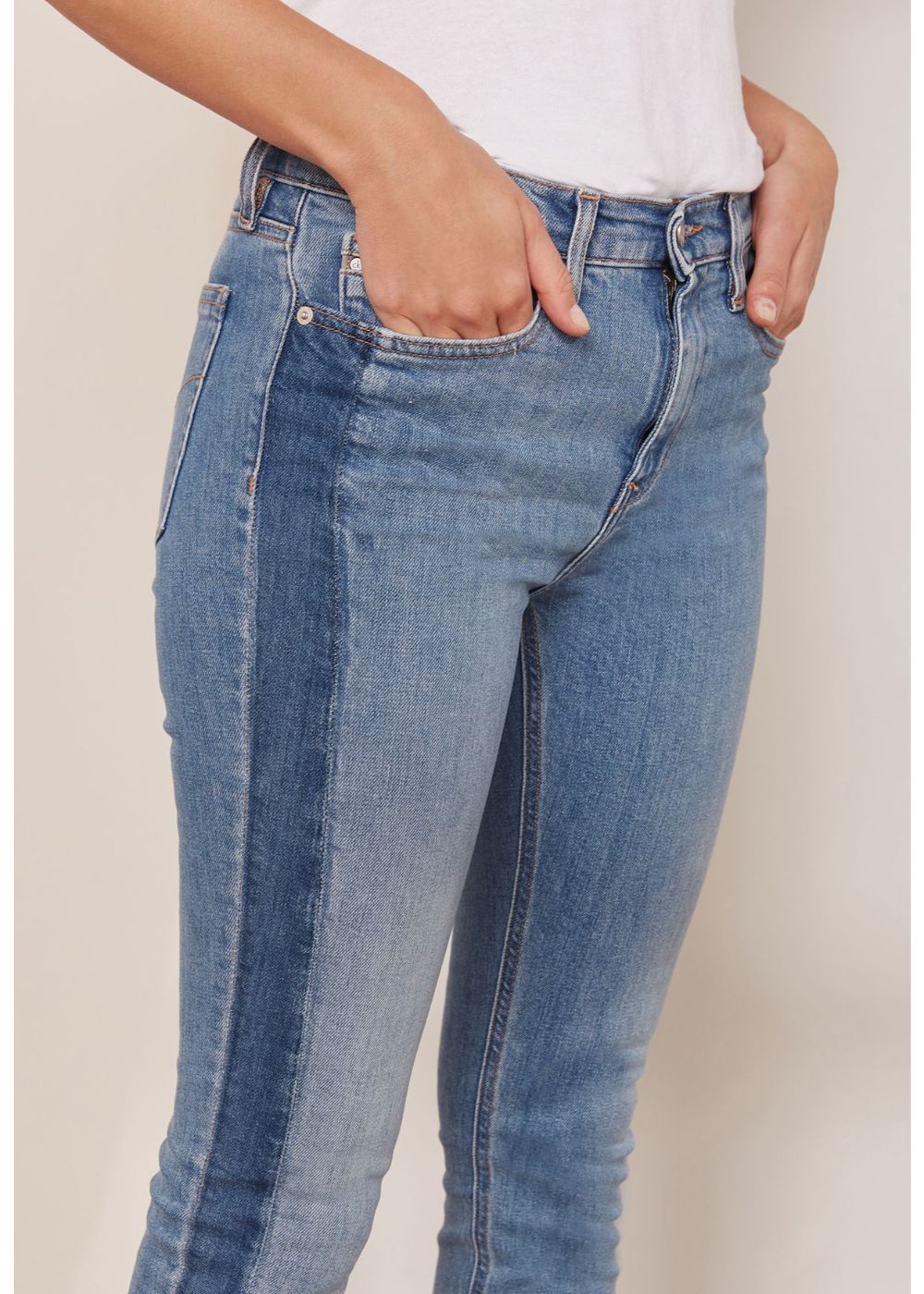 Calvin Klein Jeans - Skinny - Light Vertical - Image 3