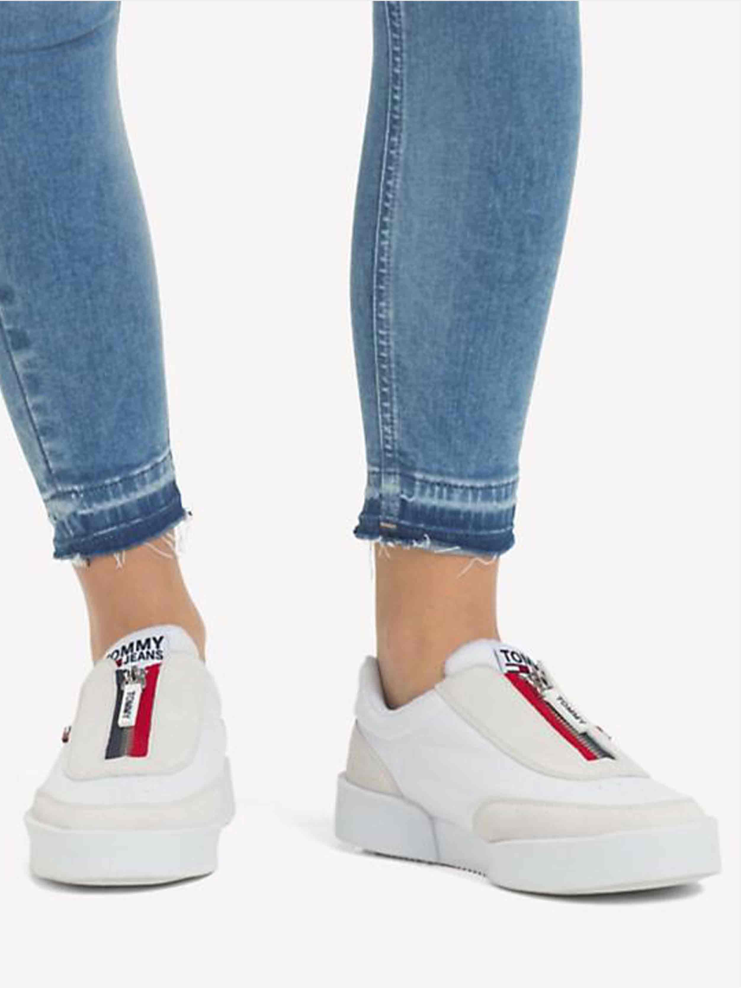 Tommy Hilfiger Jeans - Women's Mid Rise Skinny Fit 7/8 Echlt Jeans - Image 5